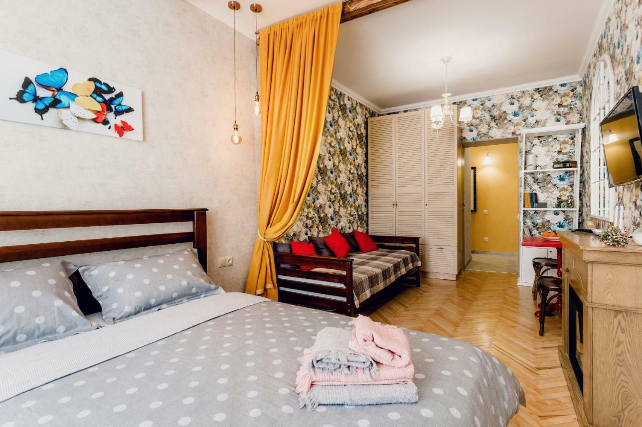 Honey Pie Apartment Lviv Dış mekan fotoğraf